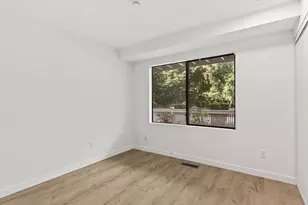 9905 NE 124th St, Kirkland, WA 98034 - Photo 17