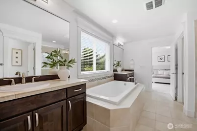 2210 NW Harmony Way, Issaquah, WA 98027 - Photo 15