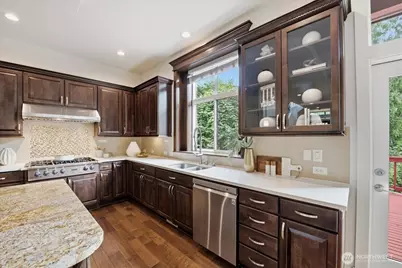 2210 NW Harmony Way, Issaquah, WA 98027 - Photo 3