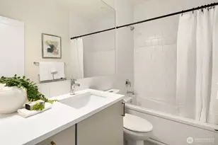 7062 Cleopatra Pl NW, Seattle, WA 98117 - Photo 11