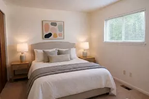 5208 Sand Point Way NE, Seattle, WA 98105 - Photo 21