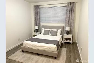 5208 Sand Point Way NE, Seattle, WA 98105 - Photo 7