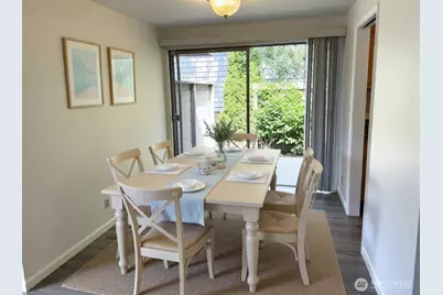 5208 Sand Point Way NE, Seattle, WA 98105 - Photo 3