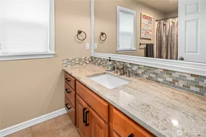 23889 Fairfax Street, Black Diamond, WA 98010 - Photo 33