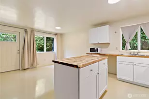 9727 Case Rd SW, Olympia, WA 98512 - Photo 7