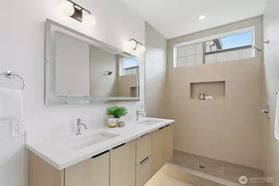 6223 9th Avenue NE, Seattle, WA 98115 - Photo 23