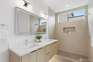 6223 9th Ave NE, Seattle, WA 98115 - Photo 23
