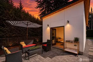 404 N 127th St, Seattle, WA 98133 - Photo 3
