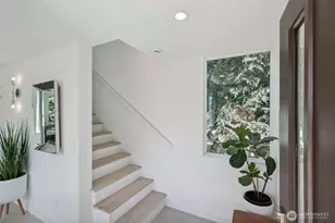 404 N 127th St, Seattle, WA 98133 - Photo 5