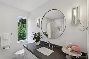 404 N 127th St, Seattle, WA 98133 - Photo 23