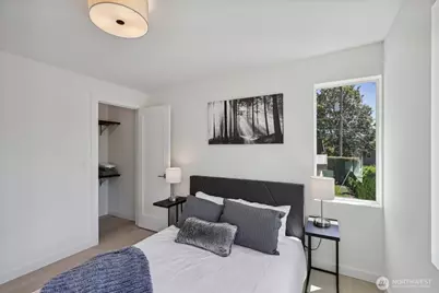 404 N 127th Street, Seattle, WA 98133 - Photo 19