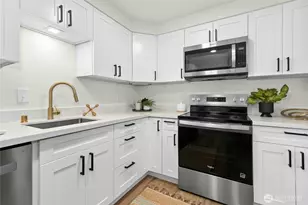 4409 216th St SW, Mountlake Terrace, WA 98043 - Photo 9