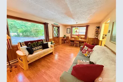 861 N Potlatch Drive, Hoodsport, WA 98548 - Photo 3