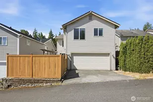 36706 SE Gravenstein Ct, Snoqualmie, WA 98065 - Photo 37