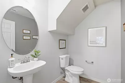 36706 SE Gravenstein Court, Snoqualmie, WA 98065 - Photo 17