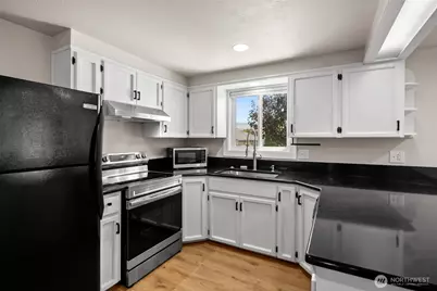 124 N Garfield, Wenatchee, WA 98801 - Photo 15