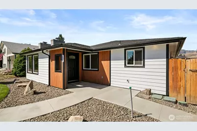 124 N Garfield, Wenatchee, WA 98801 - Photo 3