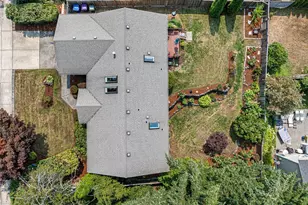 1250 Roe St, Steilacoom, WA 98388 - Photo 31