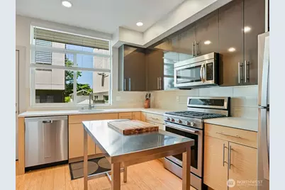 6911 California Avenue SW #C, Seattle, WA 98136 - Photo 9