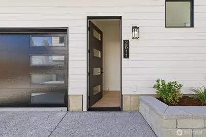 2611 NW 87th Street, Seattle, WA 98117 - Photo 3