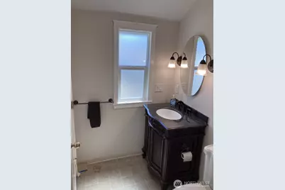 612 S 84th Street, Tacoma, WA 98444 - Photo 9