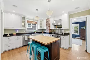 3127 Broadway E, Seattle, WA 98102 - Photo 7