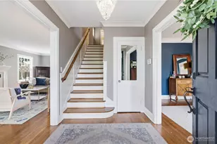 3127 Broadway E, Seattle, WA 98102 - Photo 3