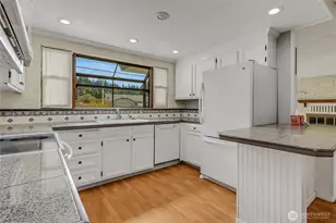 415 R St NE, Auburn, WA 98002 - Photo 5