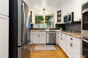 5769 Blakely Ave NE, Bainbridge Island, WA 98110 - Photo 13
