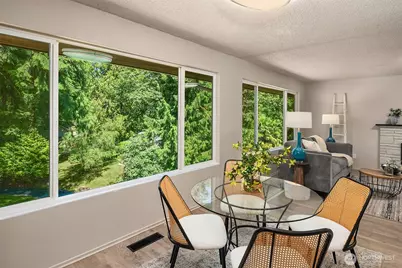 2012 NE 127th Street, Seattle, WA 98125 - Photo 11