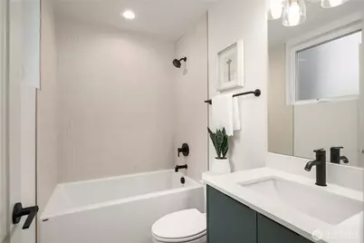 106 29th Avenue E, Seattle, WA 98112 - Photo 19