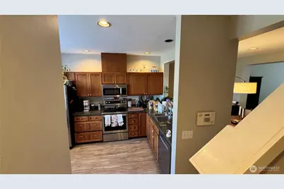 3500 E Lake Sammamish Parkway SE #7-102, Sammamish, WA 98075 - Photo 9