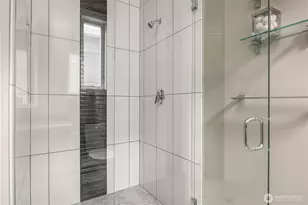 1527 Lyons Ave NE, Renton, WA 98059 - Photo 19
