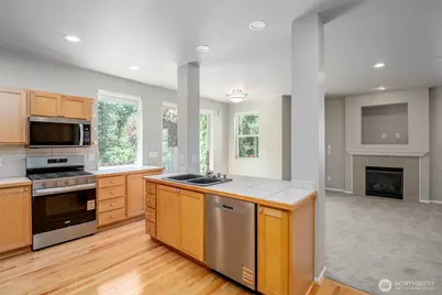 28011 Maple Ridge Way SE, Maple Valley, WA 98038 - Photo 9