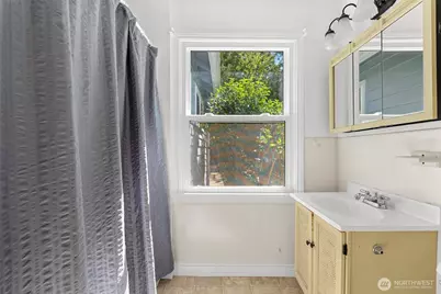 2001 30th Street, Bellingham, WA 98225 - Photo 21