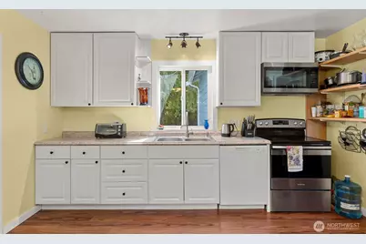 2001 30th Street, Bellingham, WA 98225 - Photo 19