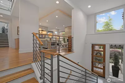 1527 Lyons Avenue NE, Renton, WA 98059 - Photo 5
