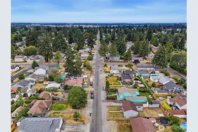 703 117th Street S, Tacoma, WA 98444 - Photo 25