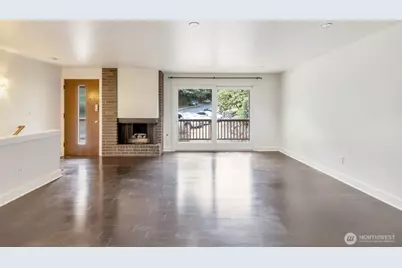 17120 NE 2nd Place, Bellevue, WA 98008 - Photo 5