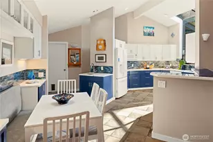 3040 164th Pl NE, Bellevue, WA 98008 - Photo 5