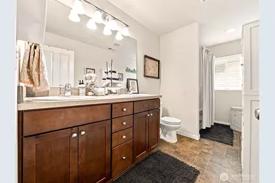 10706 174th Avenue E, Bonney Lake, WA 98391 - Photo 17