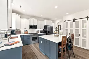 10706 174th Ave E, Bonney Lake, WA 98391 - Photo 3