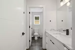 7511 Dumar Way SW, Seattle, WA 98106 - Photo 29