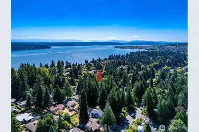 10733 Bartlett Avenue NE, Seattle, WA 98125 - Photo 31