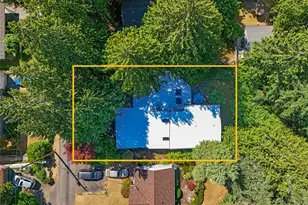 10733 Bartlett Ave NE, Seattle, WA 98125 - Photo 29