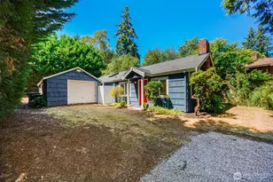 12721 27th Ave NE, Seattle, WA 98125 - Photo 3