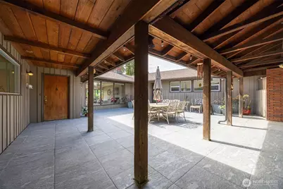 204 Hawthorn Road, Bellingham, WA 98225 - Photo 5