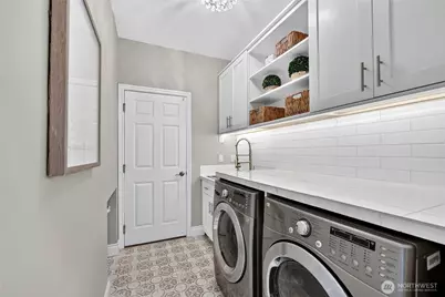 21939 NE 11th Street, Sammamish, WA 98074 - Photo 21