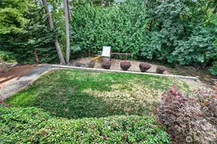 21939 NE 11th St, Sammamish, WA 98074 - Photo 37