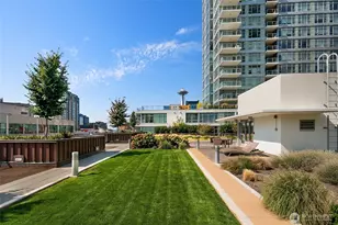 583 Battery St, Seattle, WA 98121 - Photo 15